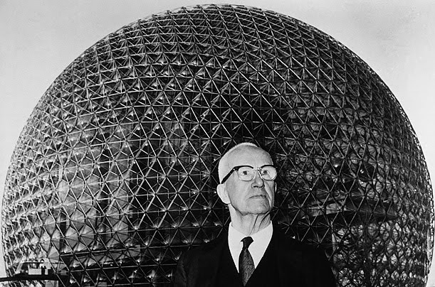 Buckminster Fuller Tells the World "Everything He Knows" in a 42-Hour Lecture Series (1975)