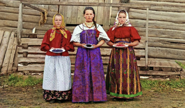 Bringing Tsarist Russia to Life: Vivid Color Images from 1905-1915