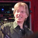 The Isolated Bass Grooves of The Grateful Dead's Phil Lesh (RIP)