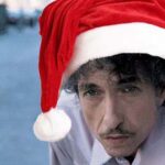 Bob Dylan Reads "'Twas the Night Before Christmas" On His Holiday Radio Show (2006)