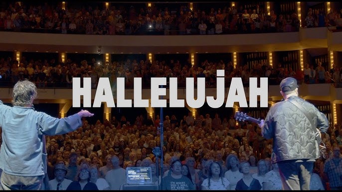 Leonard Cohen’s "Hallelujah" Performed by a Choir of 4,000 Singers